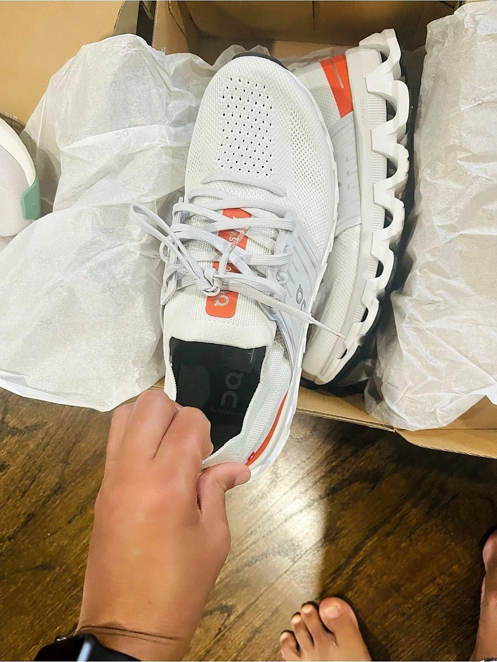 On Cloudswift 3 Athletic Shoes White & Orange US 10 M NWT